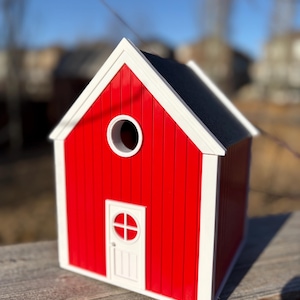 3D gedrucktes Vogelhaus auf dem Bauernhof - Einzigartiges Einweihungsgeschenk, rustikale Gartendekoration, niedliches Outdoor-Vogelhaus