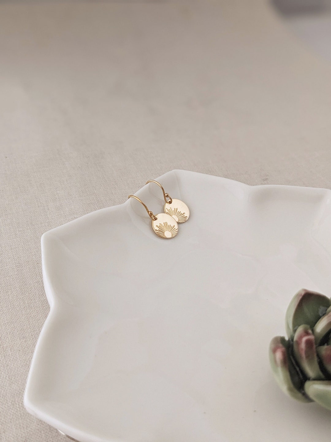 •SUNI• gold dangle earrings