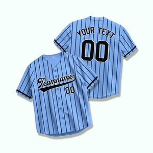 パーソナライズされたライトブルーのピンストライプ野球ジャージ - 名前と番号のカスタムデザインが入ったヒートプレスまたは刺繍のチームシャツ
