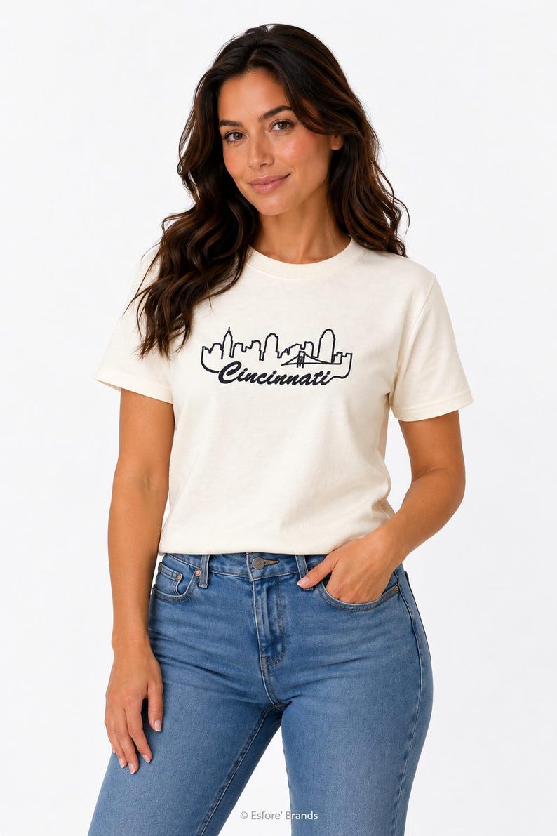 Camiseta — Bordado del horizonte de Cincinnati, Camiseta con el logo de Cincinnati, Camiseta de la ciudad de Ohio, Camiseta de algodón bordada, Regalo de Cincinnati imagen 2