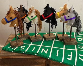 Kentucky Derby Horse Race Game with Mat (Very Mini)