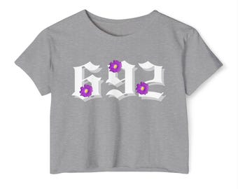 692 Island Flower crop tee