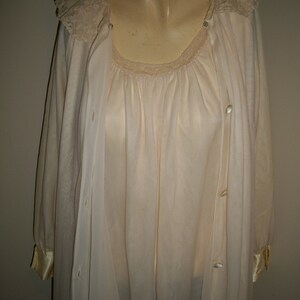 Vintage Peignoir Set Nightgown and robe image 5