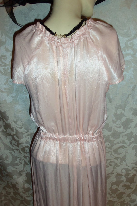 Vintage 40s Pale Pink Silk Satin Nightgown - image 4