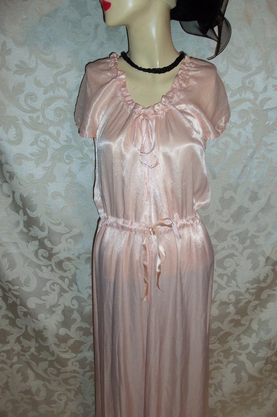 Vintage 40s Pale Pink Silk Satin Nightgown - image 1