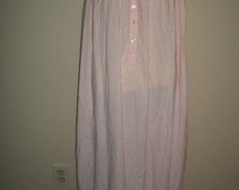 Victorian Style Pale Pink Long Cotton Nightgown