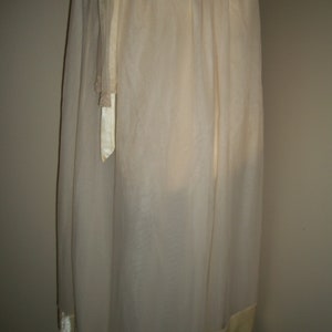 Vintage Peignoir Set Nightgown and robe image 6