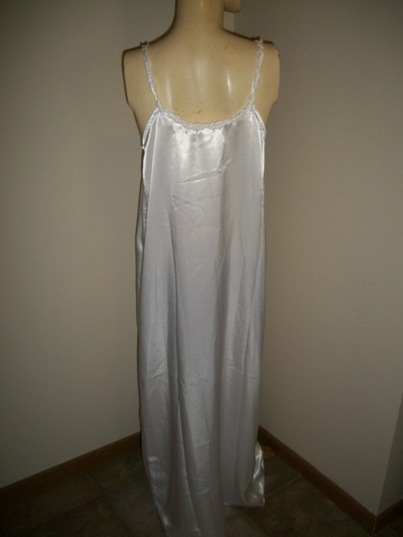 Vintage Eileen West Long Nightgown - image 4