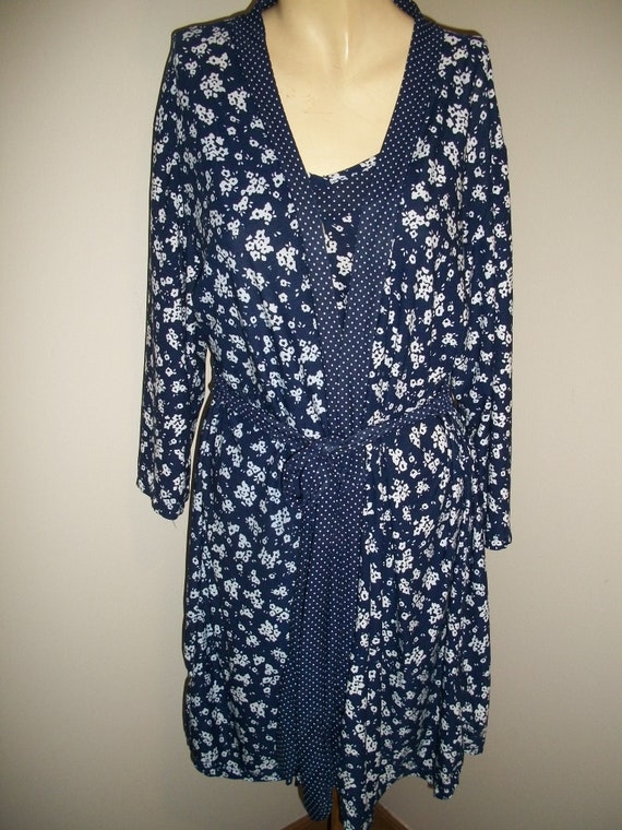 vintage Laura Ashley floral peignoir set robe and… - image 3
