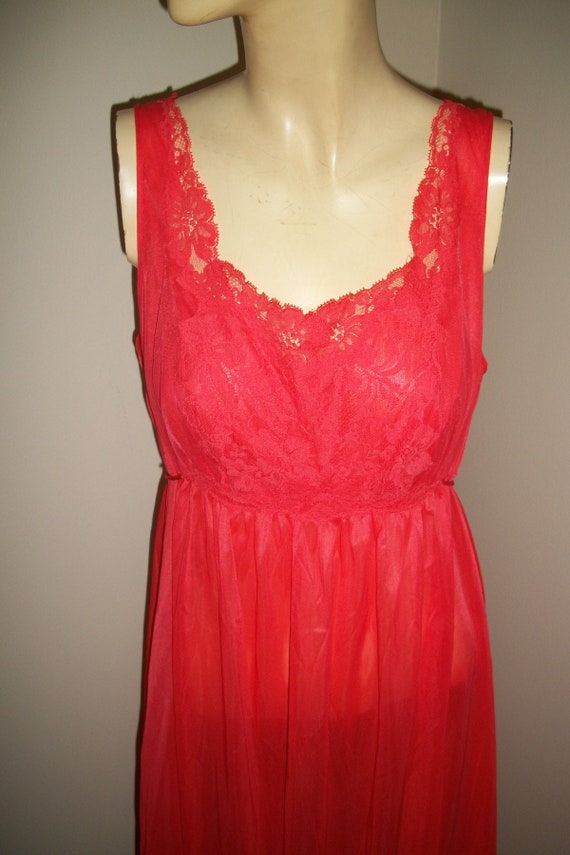 vintage vanity fair red nylon and lace long night… - image 1