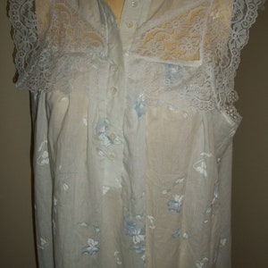 Vintage White Cotton Floral Long Nightgown