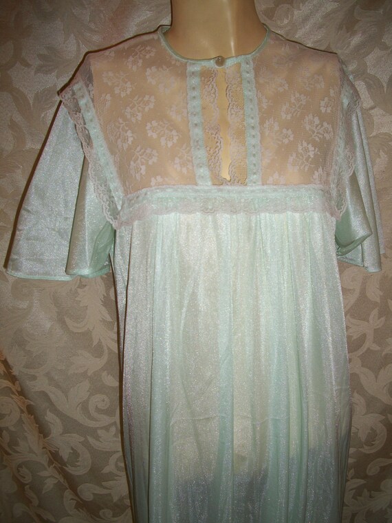 Vintage 70s Long Nightgown - image 3