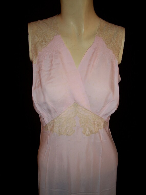 Antique Vintage Art Deco 1930s  Pale Pink  Nightg… - image 2