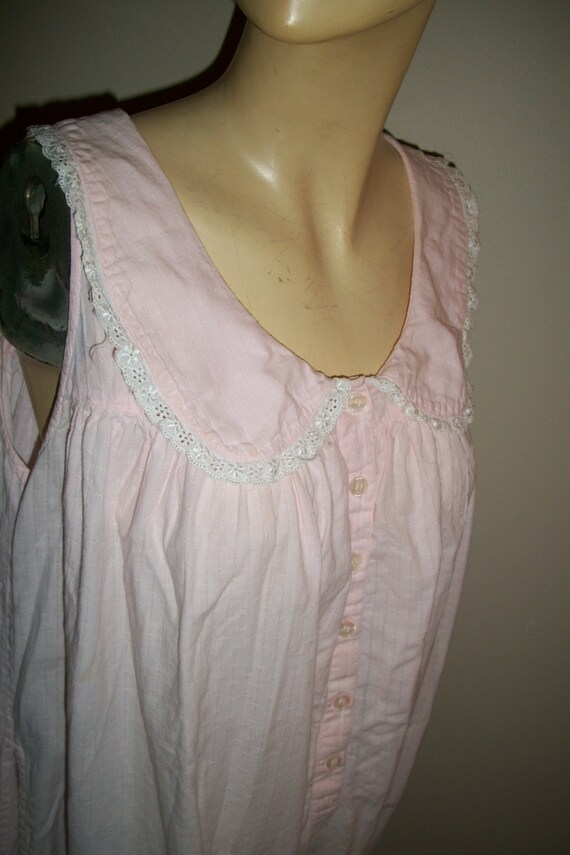 Victorian Style Pale Pink Long Cotton Nightgown - image 5