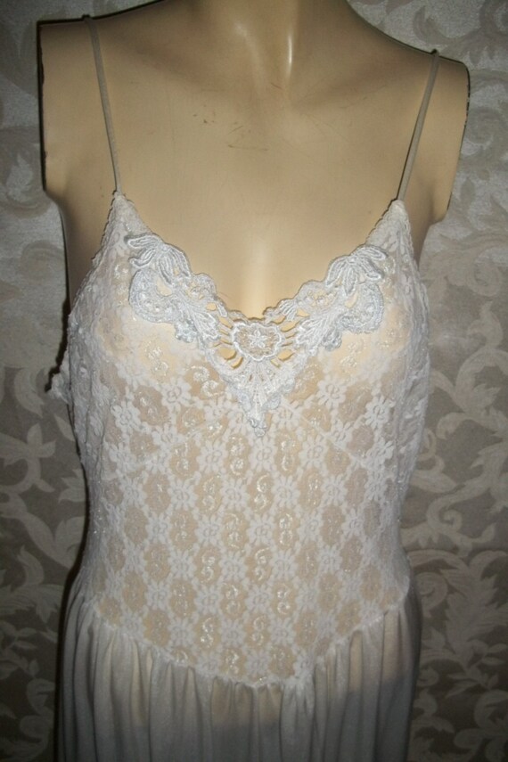 Vintage 70s Nylon and Lace Nightgown by Frederick… - image 4