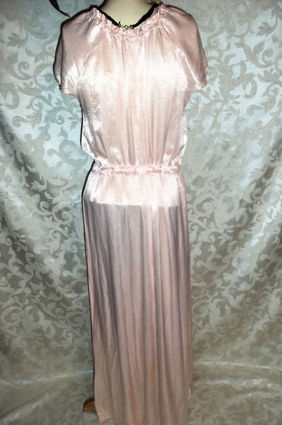 Vintage 40s Pale Pink Silk Satin Nightgown - image 5