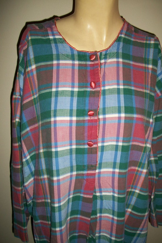 Vintage VIctorias Secret Long Sleep Shirt Pajamad - image 4