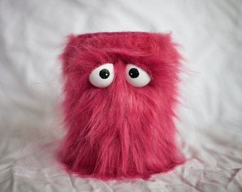 Kids Instruments Shaker - Furry Pink Handmade Durable Eco-Friendly Fun Coolest Shaker Drums For Kids