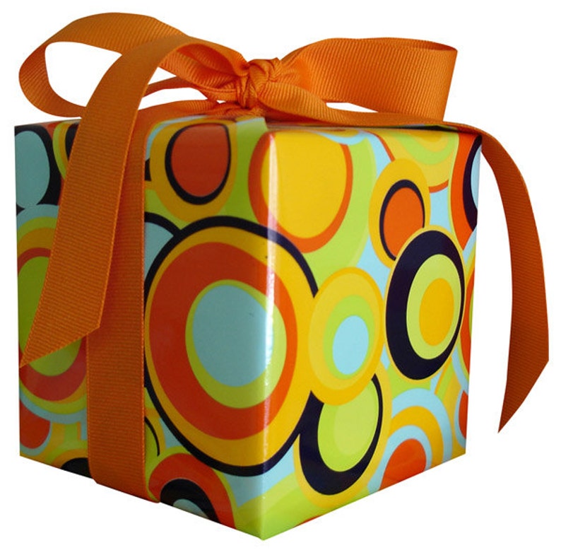 Gift Wrapping image 1
