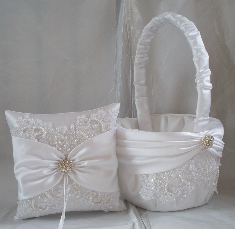 Blumenmädchen-Korb Aus Satin – Elfenbein, Mit Perlen Und Strass, Perfekt Für Hochzeiten