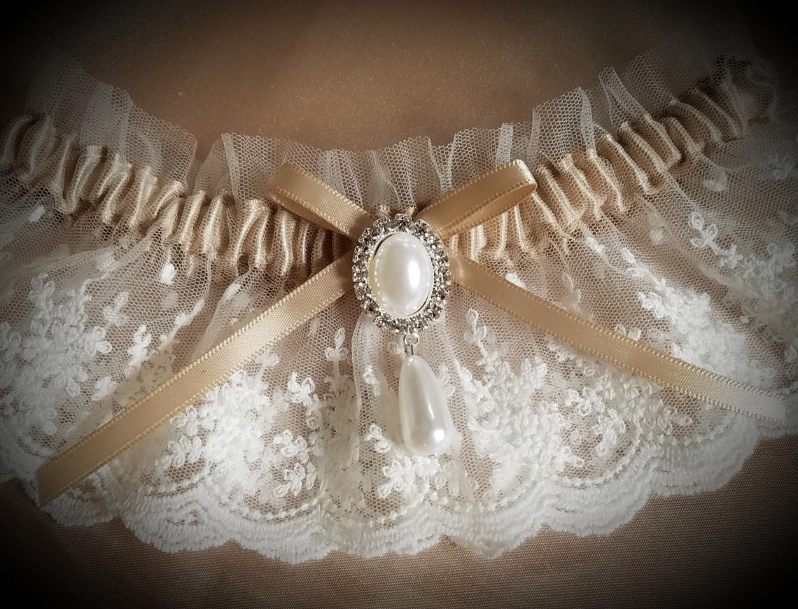 Lace Garter and Satin Band Toss Wedding Garter in Ivory Lace Etsy