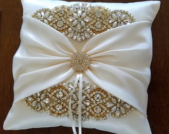 Almohada de diamantes de imitación de oro, almohada de anillo de bodas - The Gold Addison