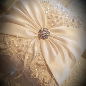 Ivory Beaded Lace Pillow