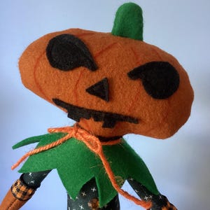 artesian Halloween figure for decor: Halloween pumpkin king