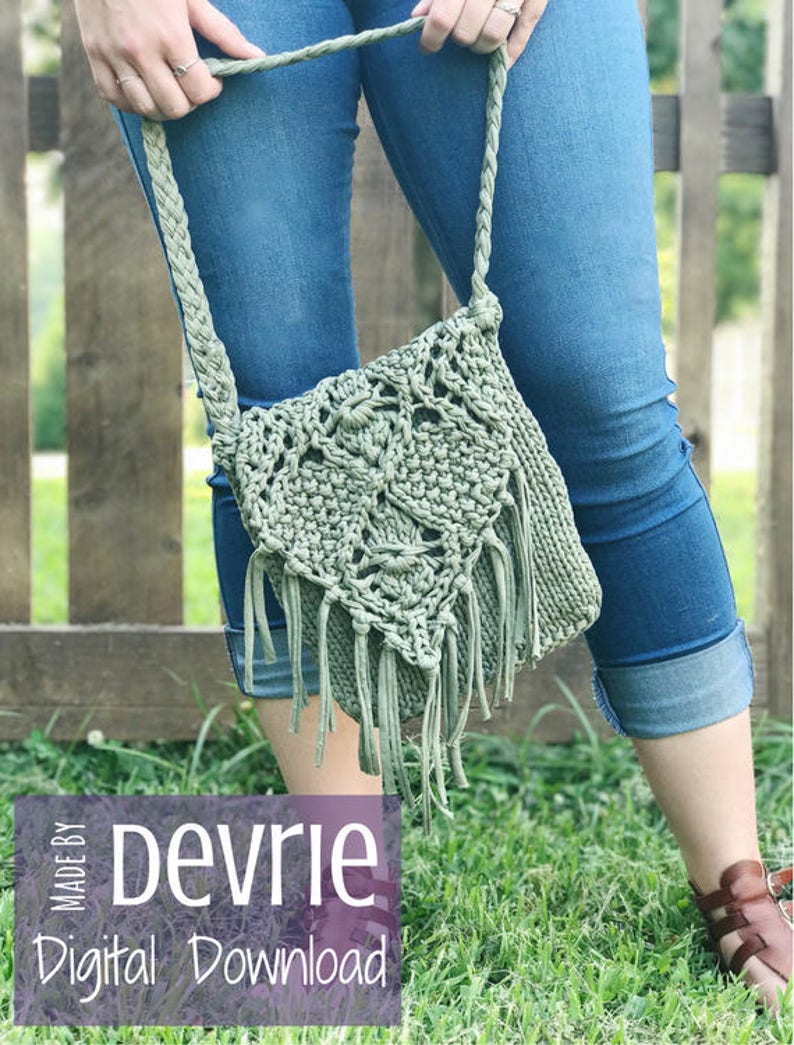 DIGITAL DOWNLOAD, Knit bag, Knit Purse, Fringe Bag, Fringe Purse, Knitting Pattern, messenger bag, crossbody purse, chunky knit bag image 1