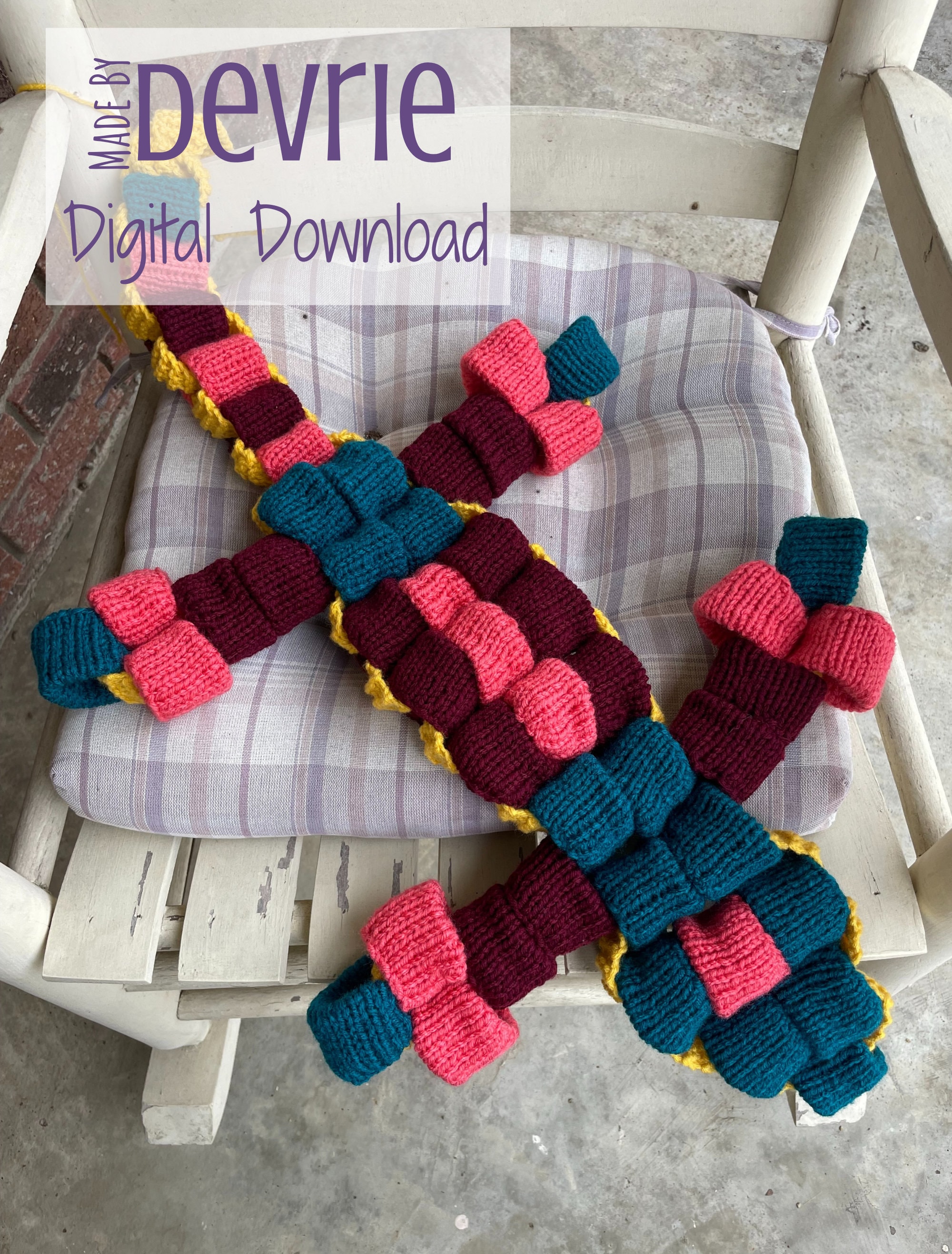 Crochet a 90s Bead Lizard Pattern … Now That's Creative With