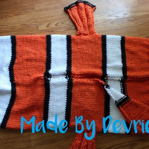 Clown Fish Blanket KNITTING PATTERN, Chunky Knit, Toddler Child Adult Sizes (Digital Download) image 5
