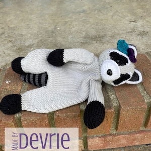 Raccoon Snuggler Comfort toy, Knitted Raccon Toy, Knitting Pattern, baby Raccoon