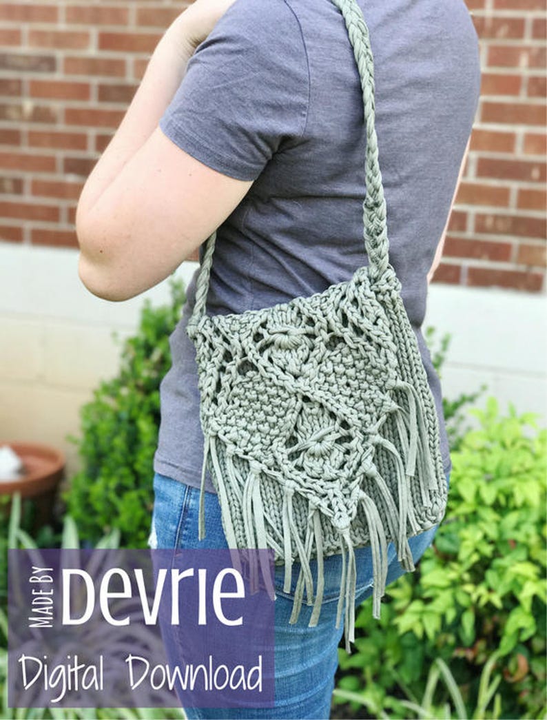 DIGITAL DOWNLOAD, Knit bag, Knit Purse, Fringe Bag, Fringe Purse, Knitting Pattern, messenger bag, crossbody purse, chunky knit bag image 2