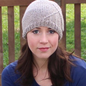 DIGITAL Download, Knit Hat Pattern,Knitting PATTERN, Knitted hat, Knitted slouch hat, Knitted slouchy hat, Knitting pattern