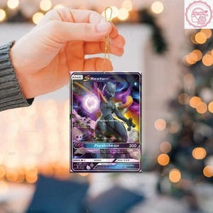 Adorno navideño de acrílico/madera con tarjeta de sombra de Mewtwo GX, adorno navideño para amantes de Mewtwo 2025, decoración de Mewtwo, regalo de Navidad para fans de Mewtwo
