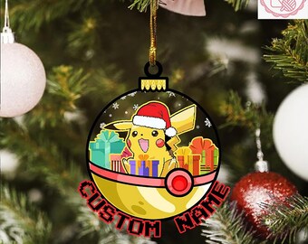 Gepersonaliseerde Pikachu-kerstmuts 2025 kerstornament, Pikachu acryl/houten ornament, Pikachu met aangepaste naamornament, Pikachu-decoratie