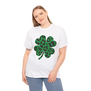 St Patrick&#39;s Day Shamrock Unisex Tee, Irish Green Clover Shirt, Lucky Charm T-Shirt, Celtic Festival Top, Holiday Gift for Him/Her, Cotton