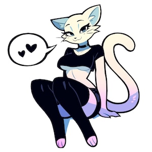 Peut inclure: Un chat blanc avec des oreilles bleues et une queue rose portant un haut court noir et un legging noir avec des accents roses. Le chat est assis les jambes croisées et a une bulle de dialogue en forme de cœur au-dessus de sa tête.