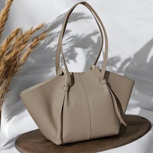 Bolso de mano de piel para mujer. Bandolera de mujer. Bolso de mano para mujer. Bolso de mano de piel de vacuno de gran capacidad.