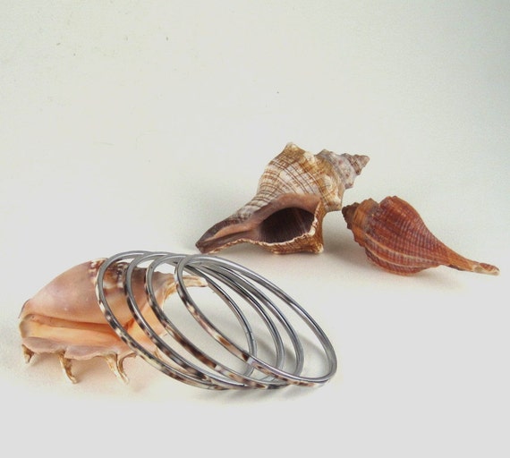 Vintage silver and shell bangle bracelets - image 1
