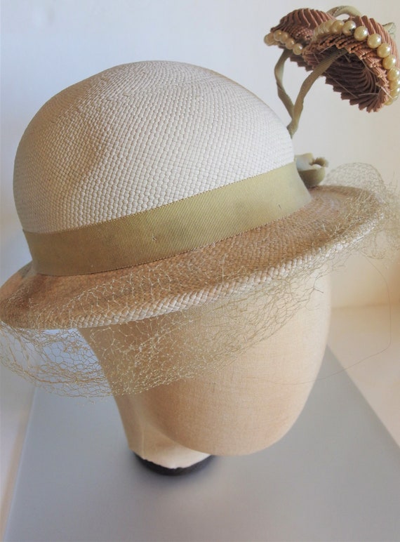 Vintage 1930's OOAK Ladies Straw Hat with Styiliz… - image 4