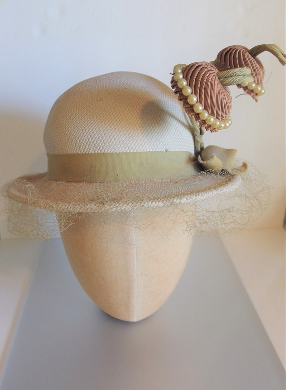 Vintage 1930's OOAK Ladies Straw Hat with Styiliz… - image 9