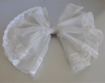 Vintage White Sheer Rayon Lace Bow