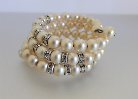 Vintage Faux Pearl and Rhinestone Wire Bracelet - image 6