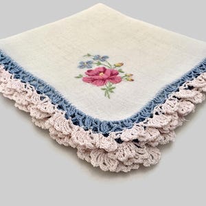 Vintage White Cotton Embroidered Crochet Edge Hankie