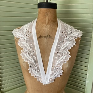 Vintage White Cotton Sew In Dress Collar