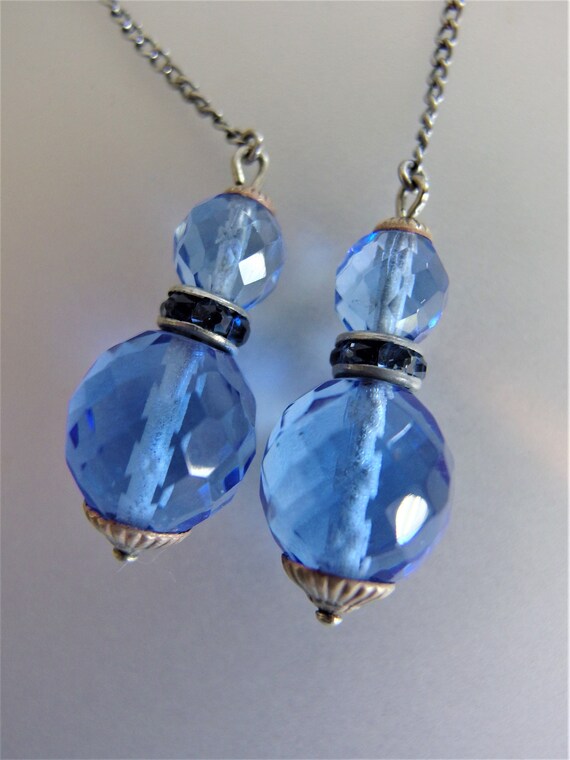 Vintage 1930's Blue Glass Lariat Necklace - image 3