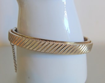 925 Sterling Silver Gold Plated Vintage Textured Hinged Bangle