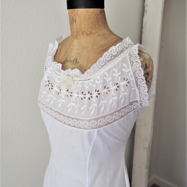 Antique Edwardian Ladies Cotton Eyelet Princess Slip