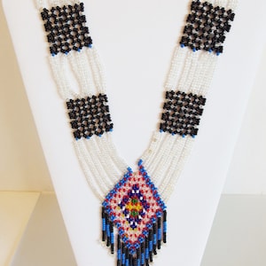Vintage 1970&#39;s Handmade Long Flapper Seed Bead Necklace